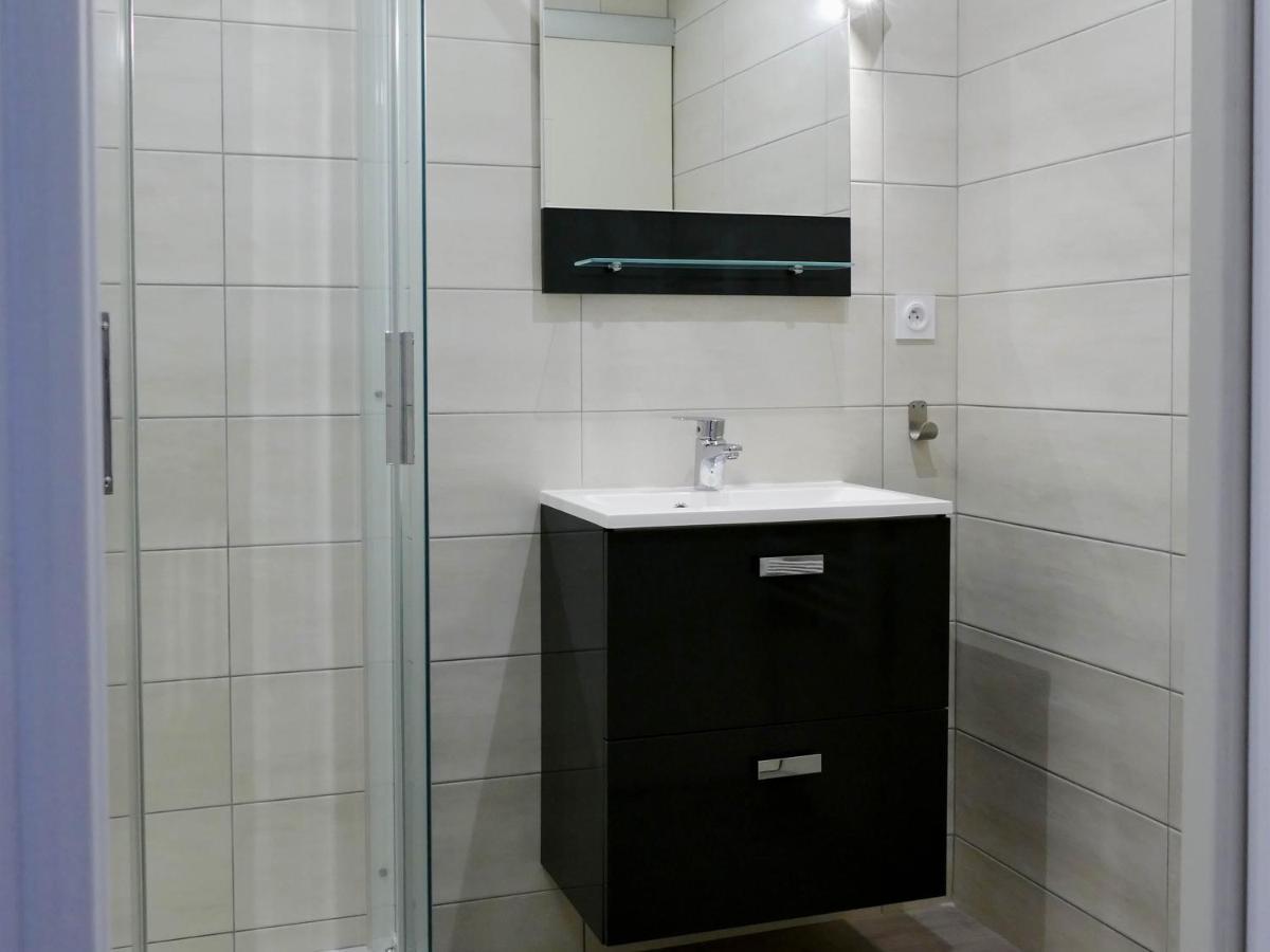 Appart'Hotel Chambrappart Falaise  Ngoại thất bức ảnh